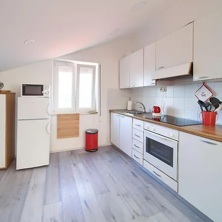 With Parking Space Njivice, Krk - 20898 Apartament Nijvice