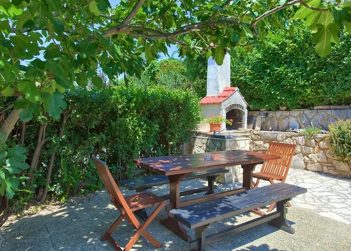 With Parking Space Njivice, Krk - 20898 Apartamento *