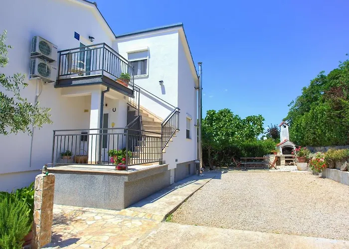 With Parking Space Njivice, Krk - 20898 Njivice